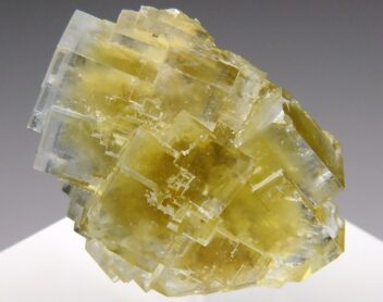 フローライト・イエローフローライト・gold・フランス産・鉱物標本・黄色・透明