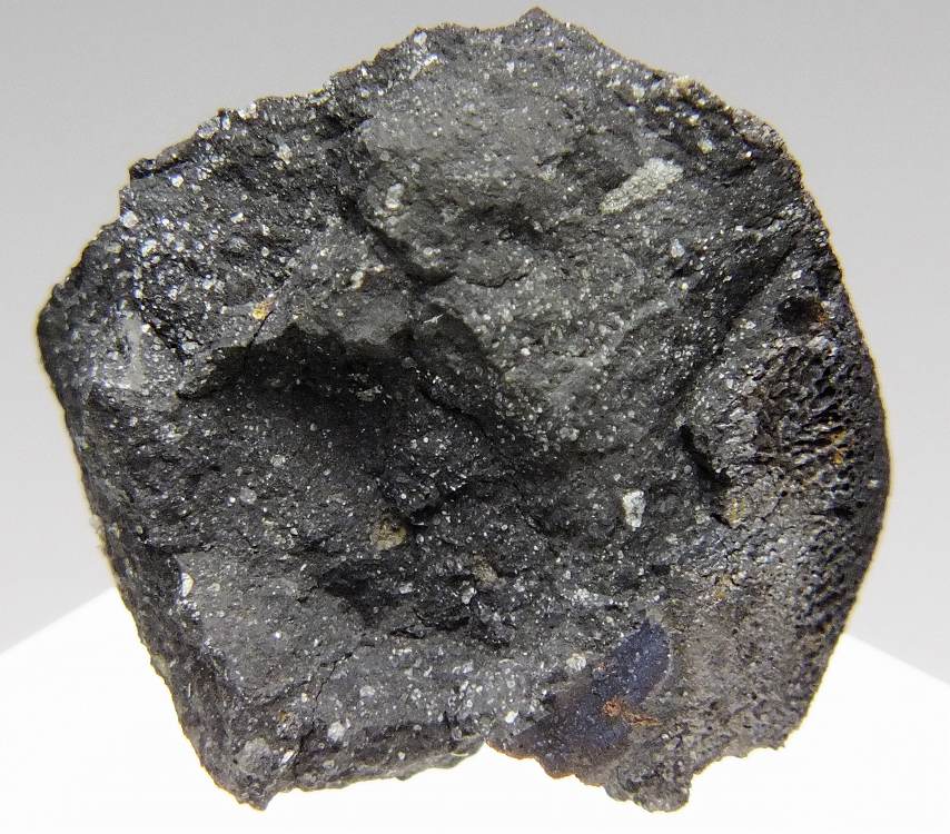 Aguas Zarcas 炭素質石質隕石(CM2) 775 6.41g - 鉱物標本・隕石標本販売のWeb専門店 エヌズミネラル ｜｜鉱物標本・隕石 標本の販売・通販
